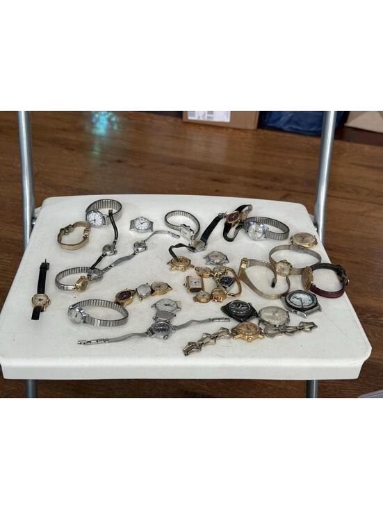Timex Accessories - Lot Of 33 Vintage  Watches  , Mostly Timex ( Parts Only )